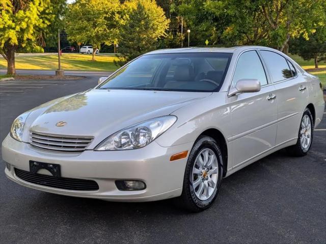 2002 Lexus ES 300 Base for sale in Warrenville, IL