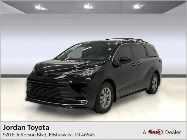 2023 Toyota Sienna XLE for sale in Mishawaka, IN