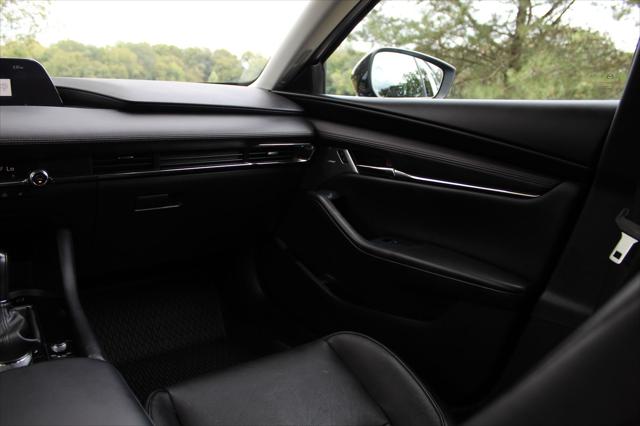 2022 Mazda Mazda3 Premium
