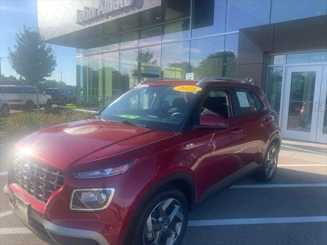 2025 Hyundai Venue SEL for sale in Menomonee Falls, WI
