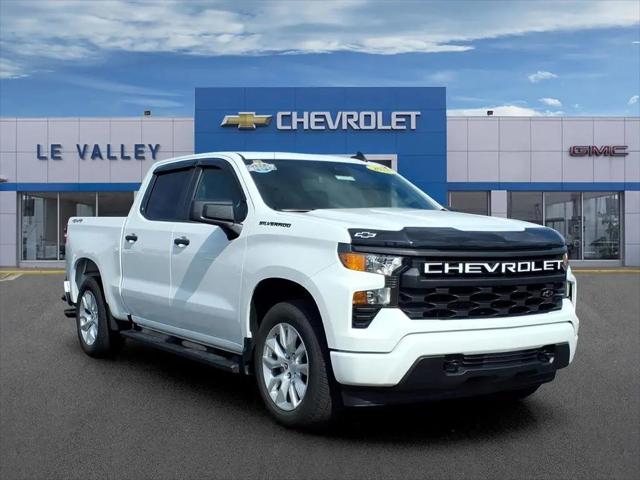 2023 Chevrolet Silverado 1500 4WD Crew Cab Short Bed Custom for sale in Benton Harbor, MI