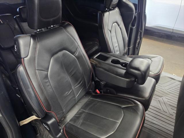 2020 Chrysler Pacifica 35th Anniversary Limited