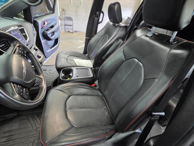 2020 Chrysler Pacifica 35th Anniversary Limited