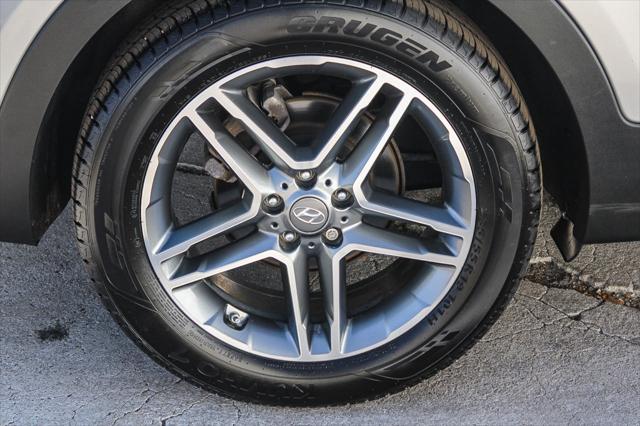 2017 Hyundai Santa Fe SE Ultimate