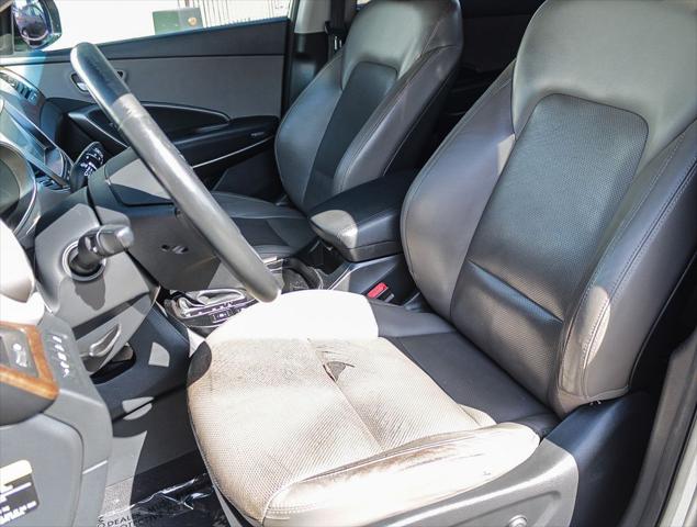 2017 Hyundai Santa Fe SE Ultimate