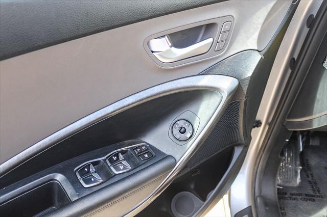 2017 Hyundai Santa Fe SE Ultimate