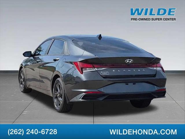 2022 Hyundai Elantra SEL for sale in Waukesha, WI