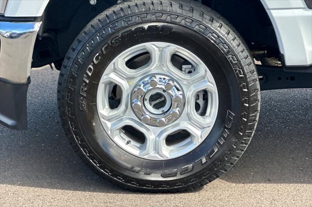2026 Ford F-350 XLT