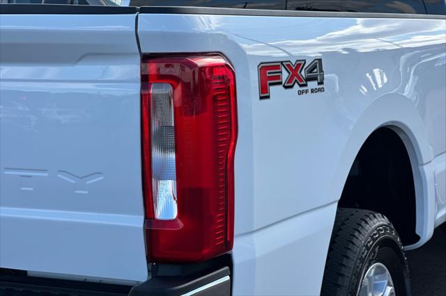 2026 Ford F-350 XLT