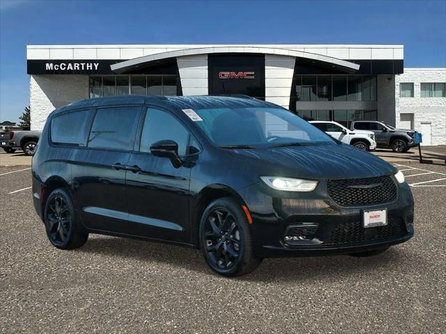 2025 Chrysler Pacifica Limited AWD for sale in Coon Rapids, MN
