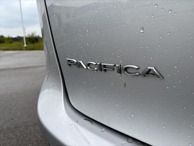 Used 2024 Chrysler Pacifica Touring L For Sale in Jackson, MI