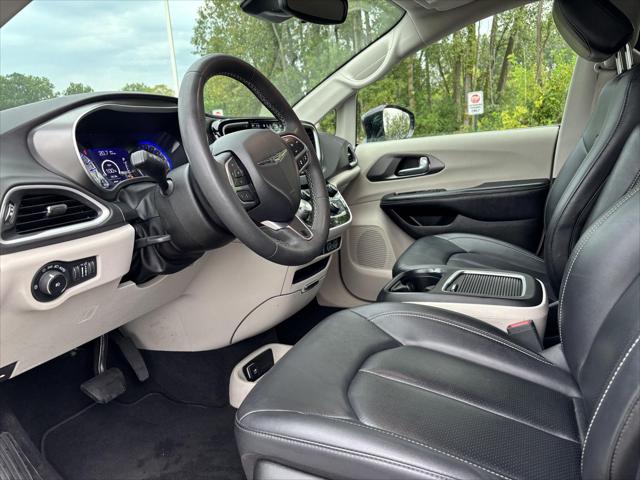 Used 2024 Chrysler Pacifica Touring L For Sale in Jackson, MI