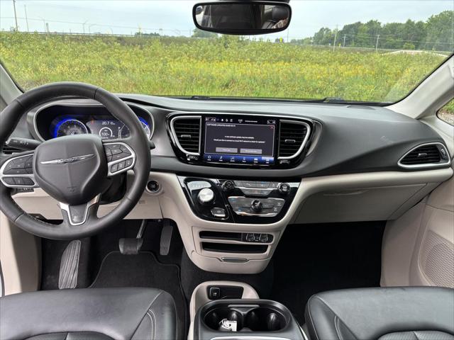 Used 2024 Chrysler Pacifica Touring L For Sale in Jackson, MI