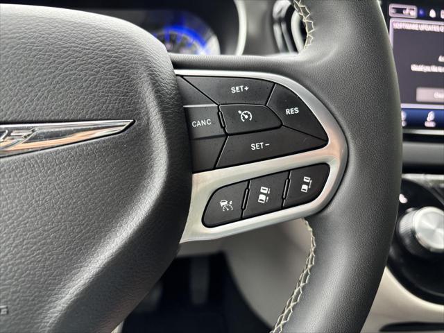 Used 2024 Chrysler Pacifica Touring L For Sale in Jackson, MI