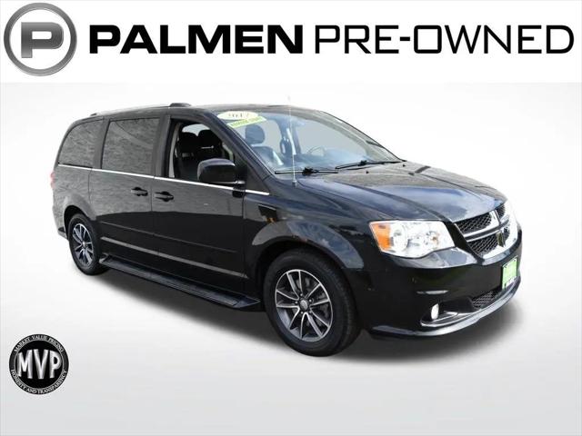 2017 Dodge Grand Caravan SXT for sale in Kenosha, WI