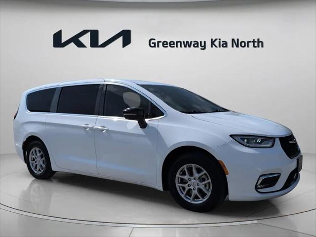 2026 Chrysler Pacifica Select for sale in Longwood, FL
