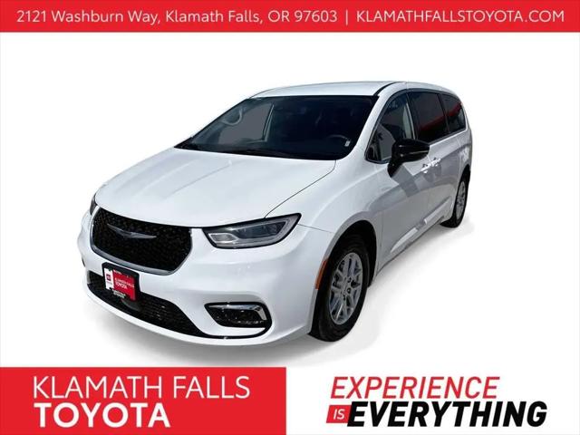 2024 Chrysler Pacifica Touring L for sale in Klamath Falls, OR