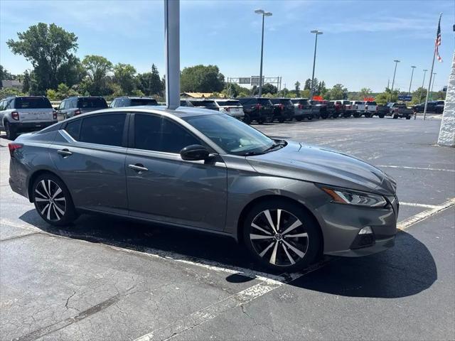 2019 Nissan Altima 2.5 SR for sale in Sheboygan, WI
