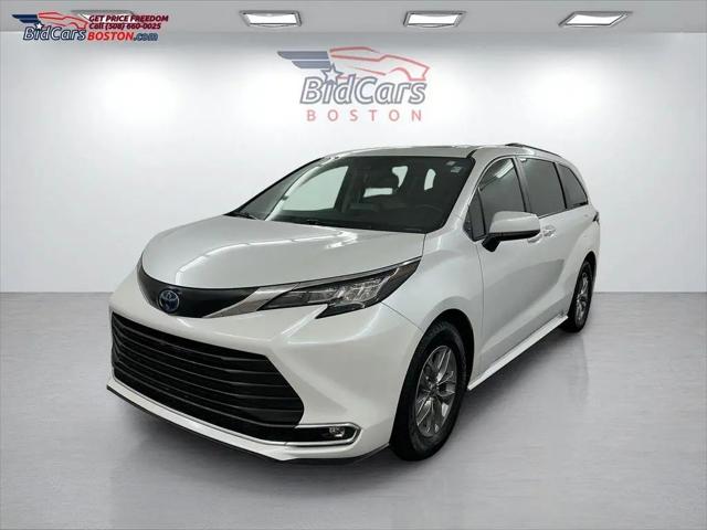 2022 Toyota Sienna XLE for sale in Walpole, MA