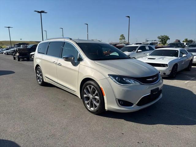 2020 Chrysler Pacifica 35th Anniversary Limited for sale in Owasso, OK