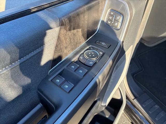 2027 Ford F-350 LARIAT
