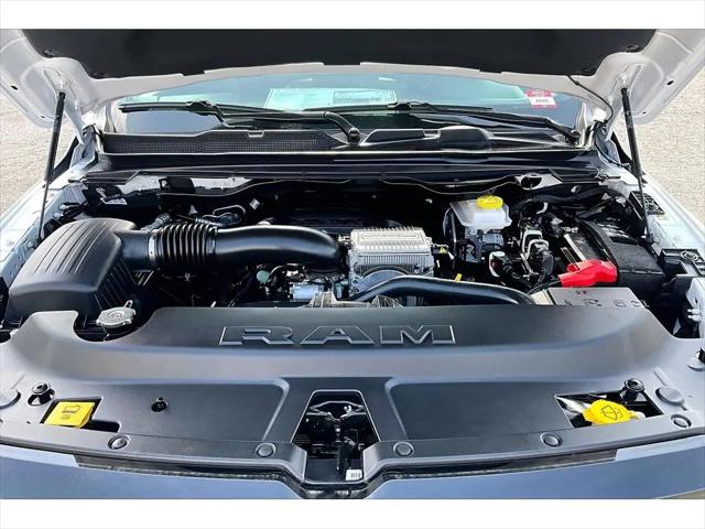 2026 Ram 1500 Express Crew Cab 4x4 57 Box