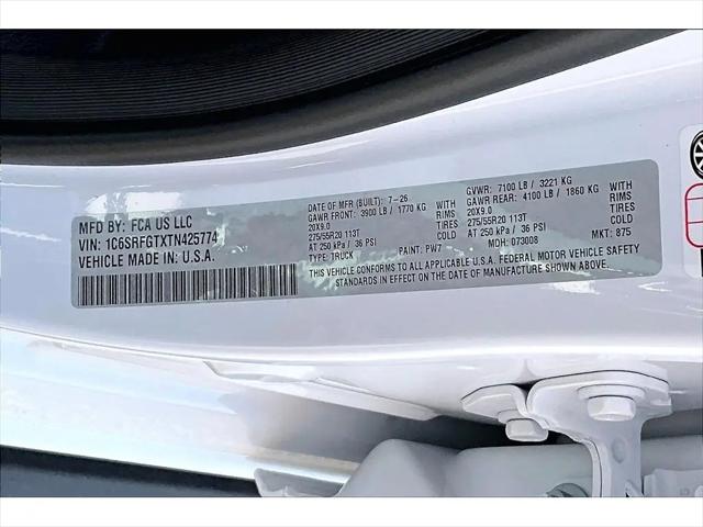 2026 Ram 1500 Express Crew Cab 4x4 57 Box