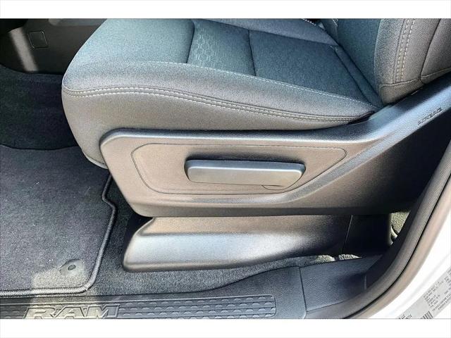 2026 Ram 1500 Express Crew Cab 4x4 57 Box