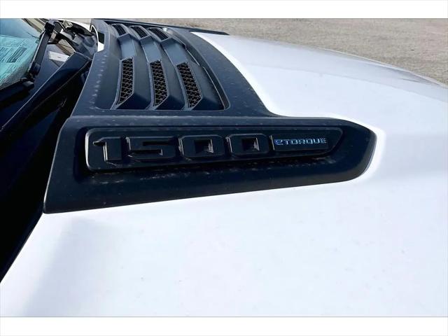 2026 Ram 1500 Express Crew Cab 4x4 57 Box