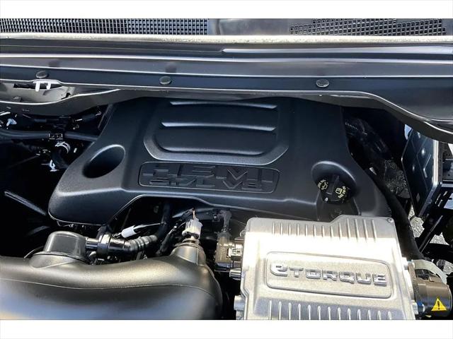 2026 Ram 1500 Express Crew Cab 4x4 57 Box