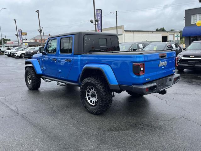 2022 Jeep Gladiator Overland