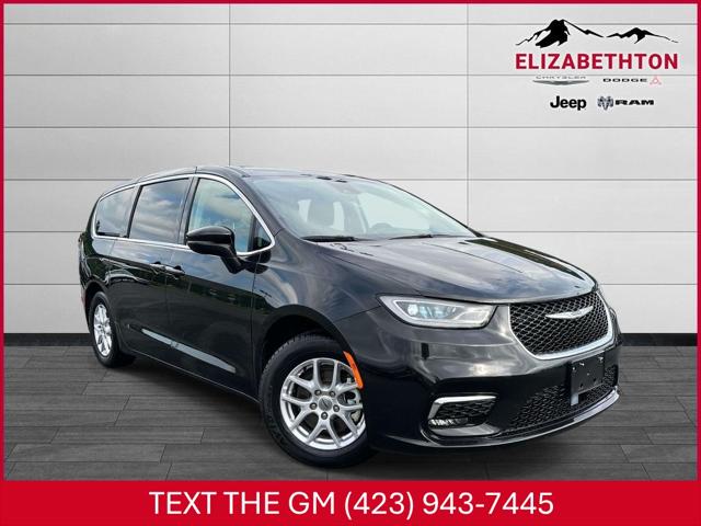 2023 Chrysler Pacifica Touring L for sale in Elizabethton, TN
