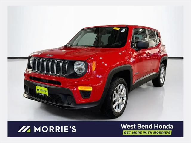 2023 Jeep Renegade Latitude 4x4 for sale in West Bend, WI