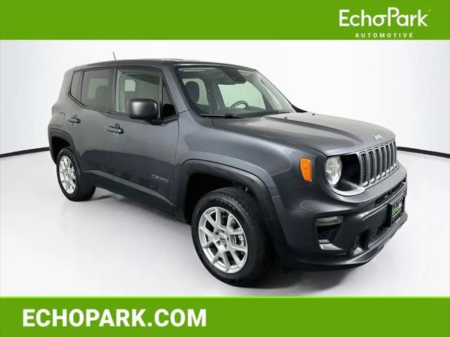 2023 Jeep Renegade Latitude 4x4 for sale in Chesterfield, MO