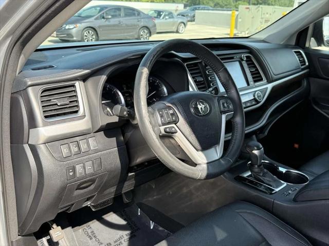 2015 Toyota Highlander Limited Platinum V6