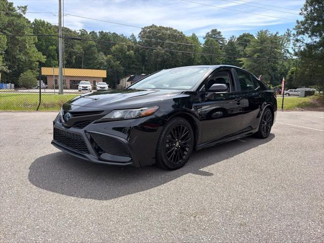 2022 Toyota Camry Nightshade Edition Hybrid 2022 Toyota Camry Nightshade Edition Hybrid