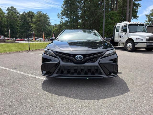 2022 Toyota Camry Nightshade Edition Hybrid 2022 Toyota Camry Nightshade Edition Hybrid