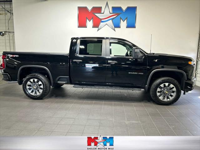 2022 Chevrolet Silverado 2500HD 4WD Crew Cab Standard Bed Custom