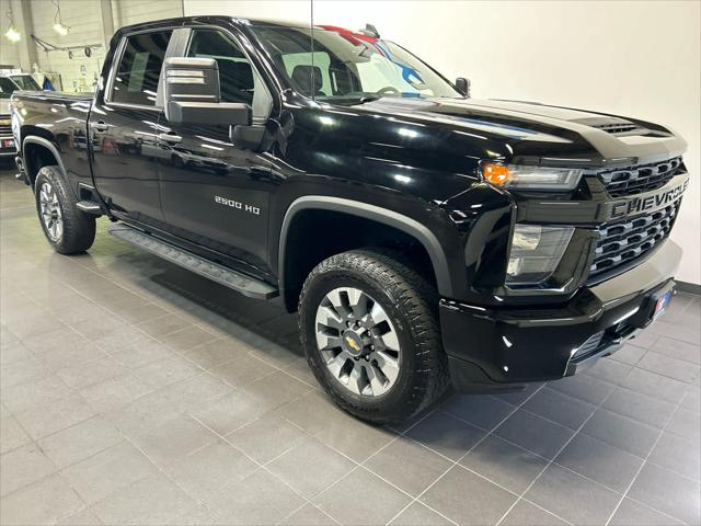 2022 Chevrolet Silverado 2500HD 4WD Crew Cab Standard Bed Custom