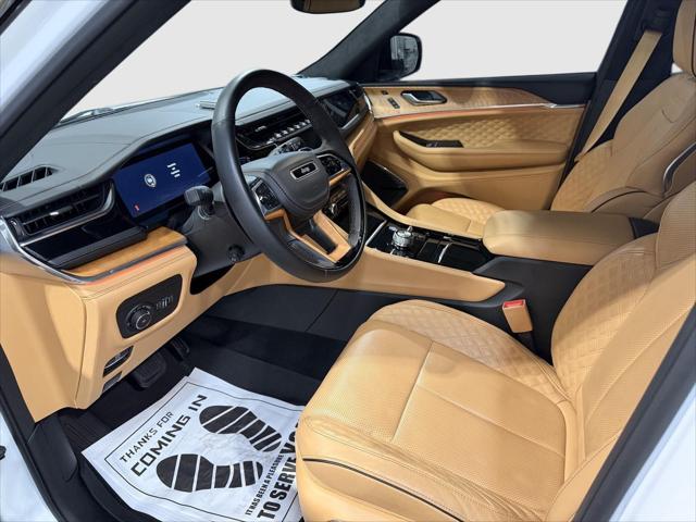 2025 Jeep Grand Cherokee Summit Reserve 4x4 2025 Jeep Grand Cherokee Summit Reserve 4x4