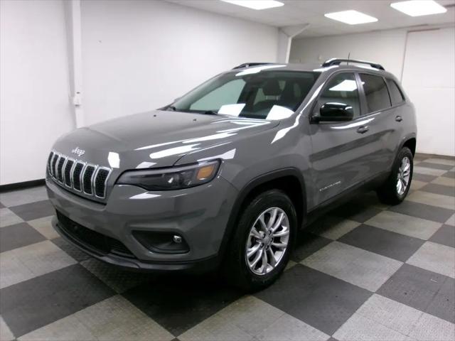 2022 Jeep Cherokee Latitude Lux 4x4 for sale in Johnstown, OH