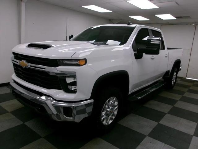 2025 Chevrolet Silverado 2500HD 4WD Crew Cab Standard Bed LT for sale in Johnstown, OH