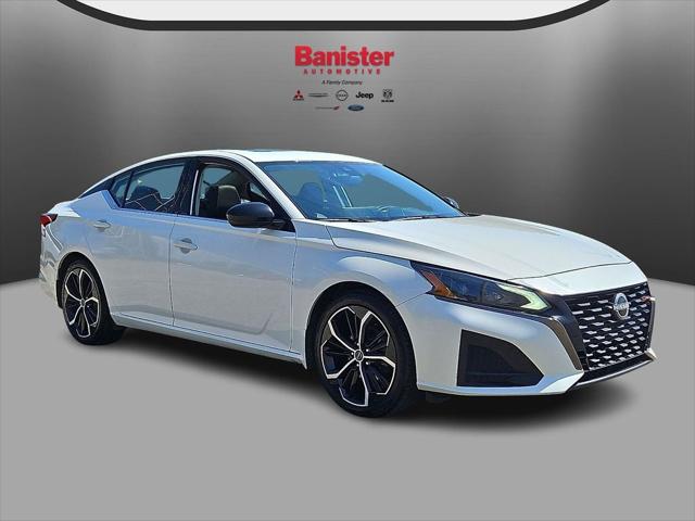 2023 Nissan Altima SR FWD 2023 Nissan Altima SR FWD