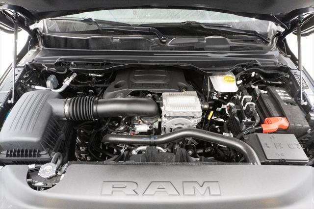 2026 RAM 1500 Warlock Crew Cab 4x4 57 Box