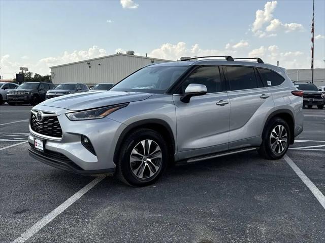 2021 Toyota Highlander XLE for sale in San Antonio, TX