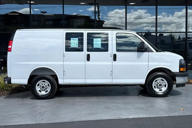 2025 GMC Savana Cargo RWD 2500 Regular Wheelbase Work Van