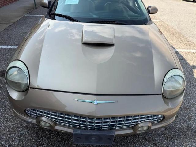 2005 Ford Thunderbird Deluxe