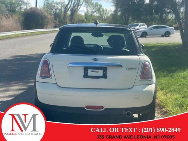2010 MINI Cooper Cooper