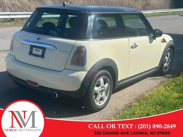 2010 MINI Cooper Cooper