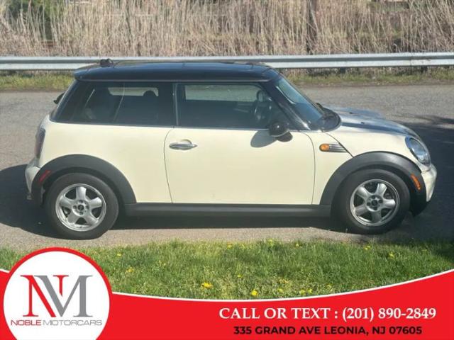 2010 MINI Cooper Cooper